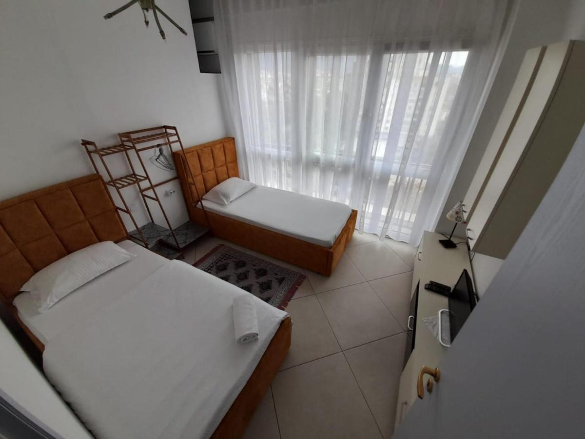 Guesthouse Bela ติรานา ภายนอก รูปภาพ
