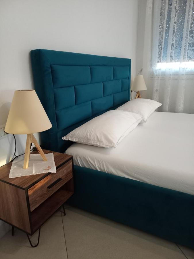 Guesthouse Bela ติรานา ภายนอก รูปภาพ