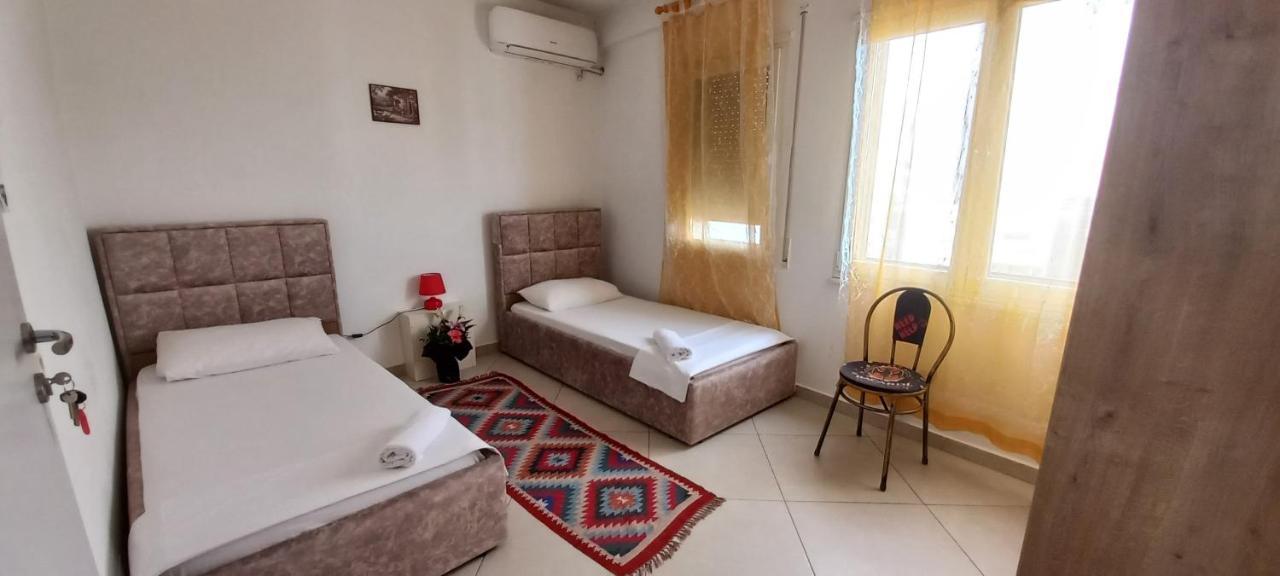 Guesthouse Bela ติรานา ภายนอก รูปภาพ